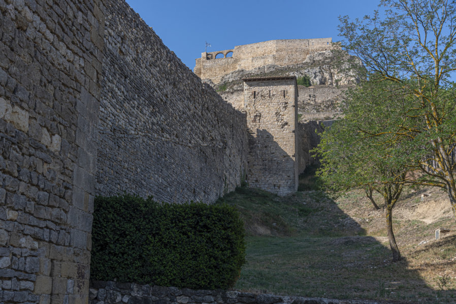 Castelló de la Plana - Morella 085 - murallas.jpg